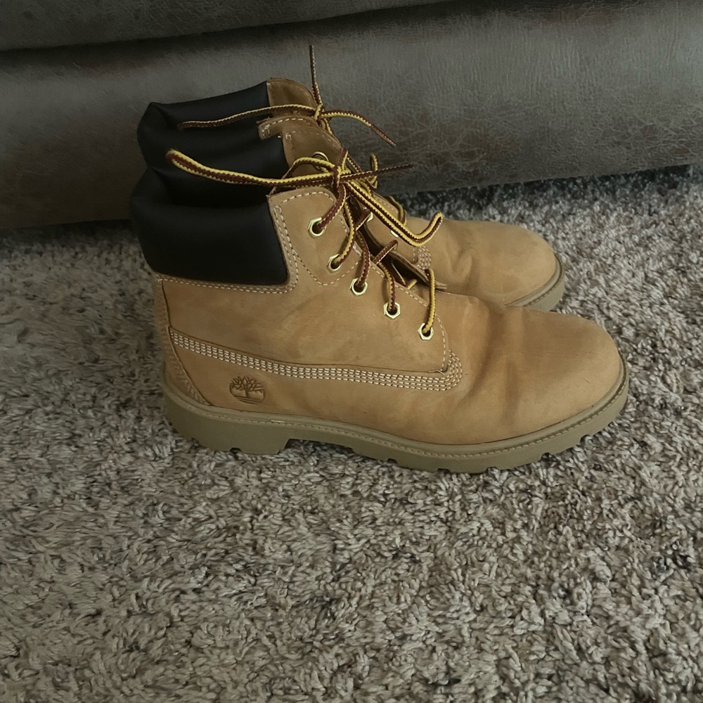 Timberland Premium 6" Waterproof Boots Wheat Nubuck - Boys Size 4.5 - 10960